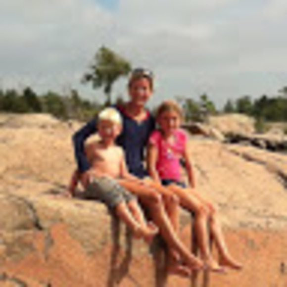 Meet your Posher, Carolyn - Picture 1 of 1